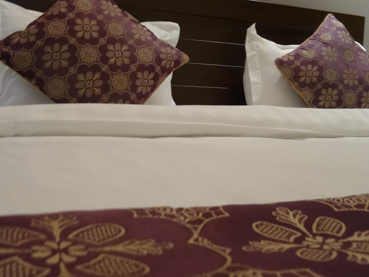 Dar Hashim Hotel Suites - Al Sahafa Riyadh Exterior photo